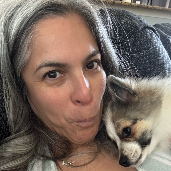 ⭐️ Posh Ambassador ⭐️ Meet your Posher, Valerie - Picture 9 of 10